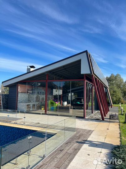 Безрамное остеклениедля террас, веранд, беседок