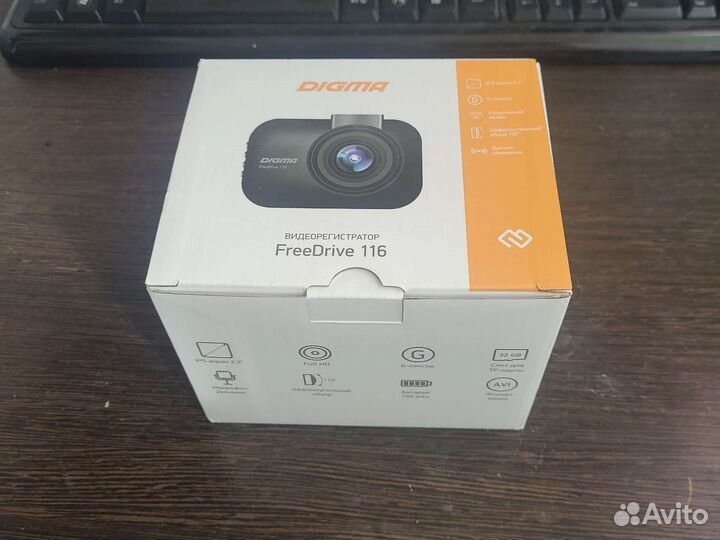 Видеорегистратор Digma Freedrive 116