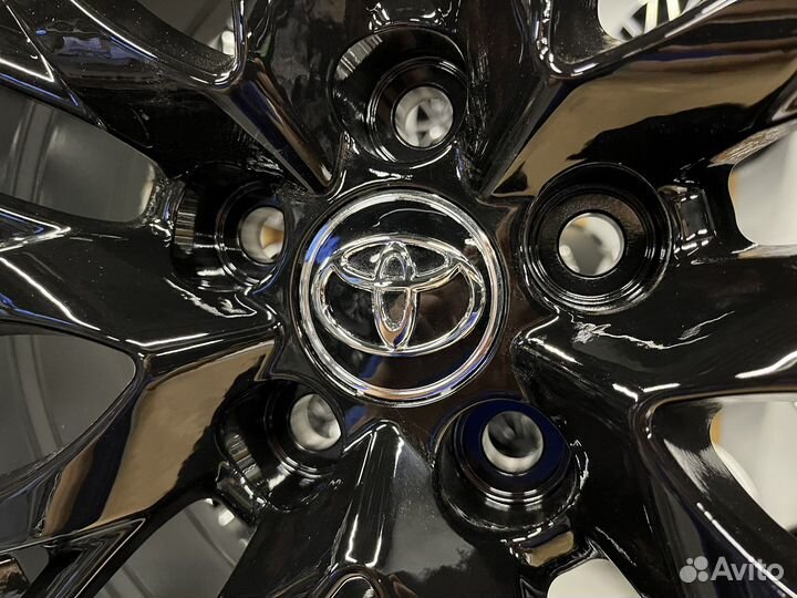 Диски R17 F-Sport на Lexus и Toyota