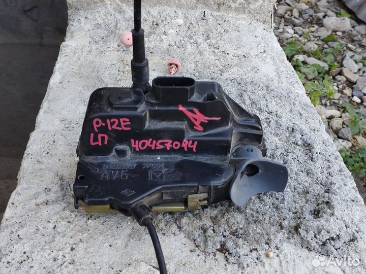 Nissan primera p12 замок