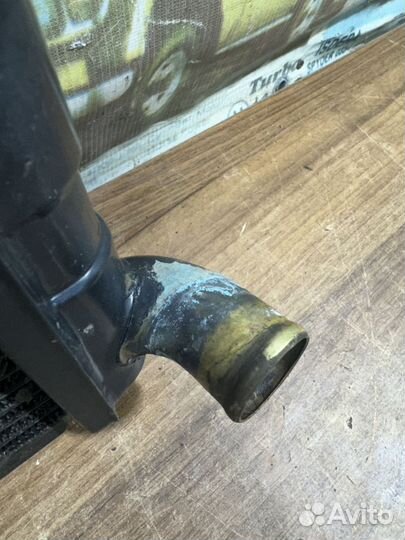 Радиатор охлаждения латунь медь Лада Нива 2121