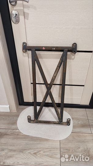 Распорка нижняя Шкода йети полный привод