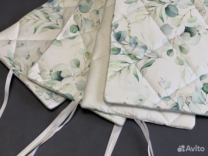 Бортики на кроватку