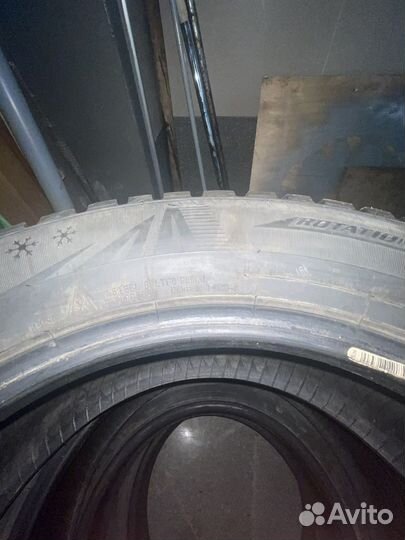 Dunlop Grandtrek Ice03 215/65 R17