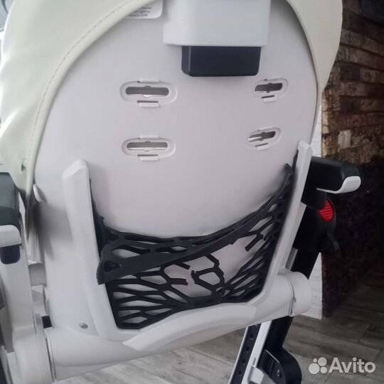 Детский стульчик для кормления peg perego