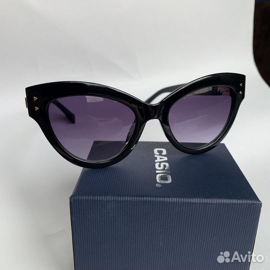 Солнцезащитные очки женские