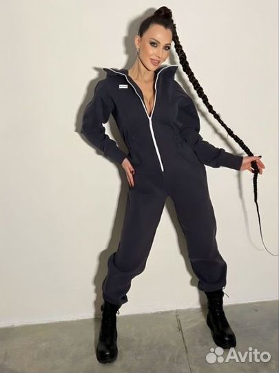 Комбинезон женский