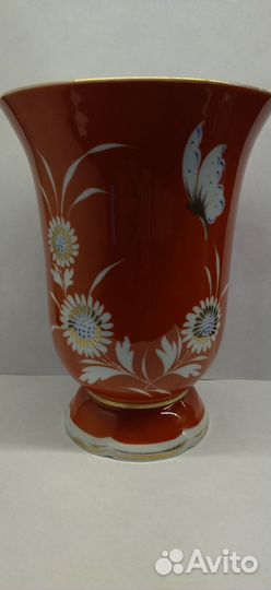 Ваза. мотылёк lichte германия, ГДР фарфор., крыт