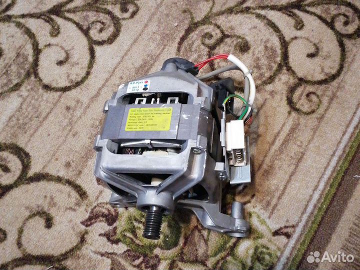 Двигататель стиральной машины