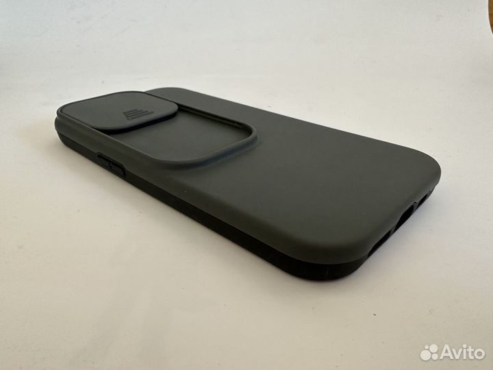 Чехол с защитой камеры для iPhone 14 pro слайдер