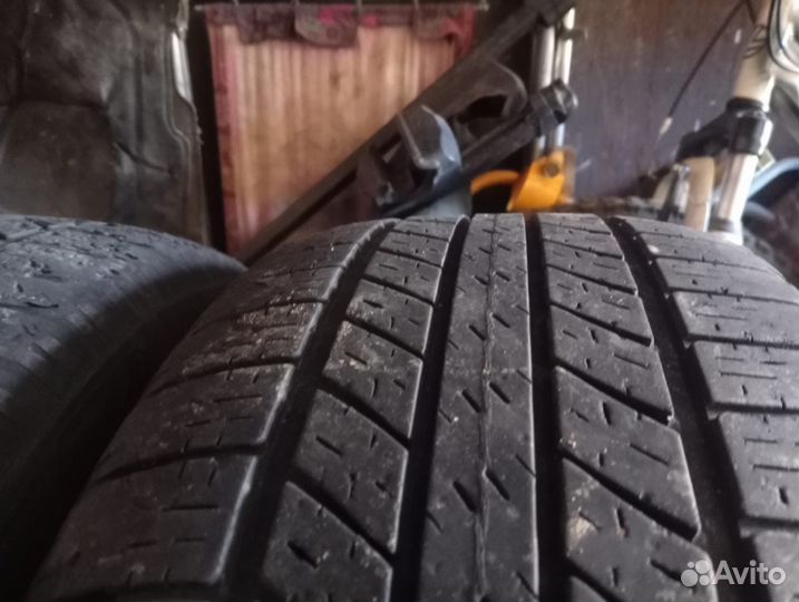 Goodyear Wrangler HP All Weather 235/55 R19