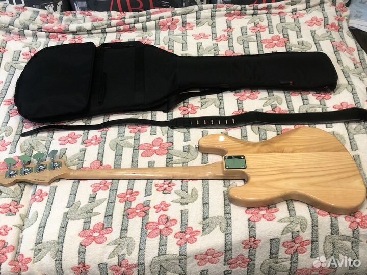 Бас гитара fender jazz bass