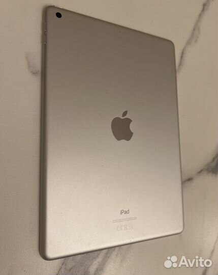 iPad (8-го поколения)