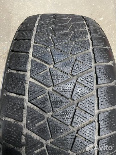 Bridgestone Blizzak DM-V2 265/45 R21