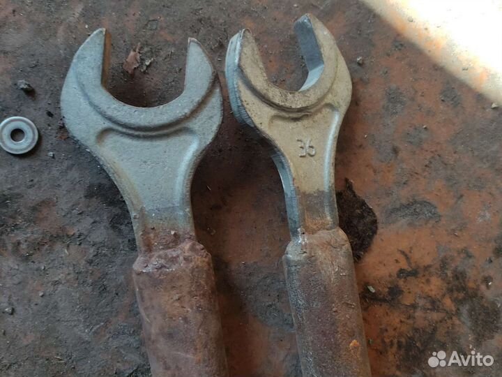 Ключь для ступицы на 36 усиленный трубой приварен