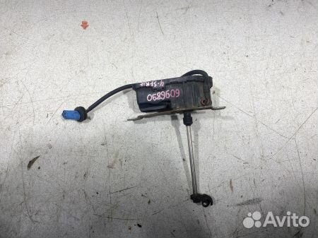 Моторчик стеклоочистителя фары