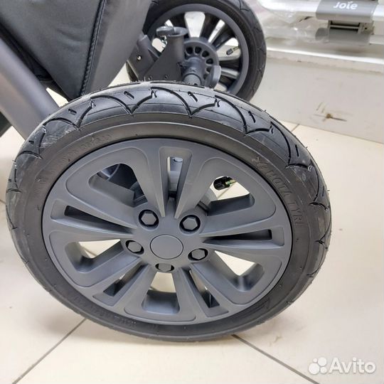 Коляска 2 в 1 Happy Baby Mommer Pro Nova