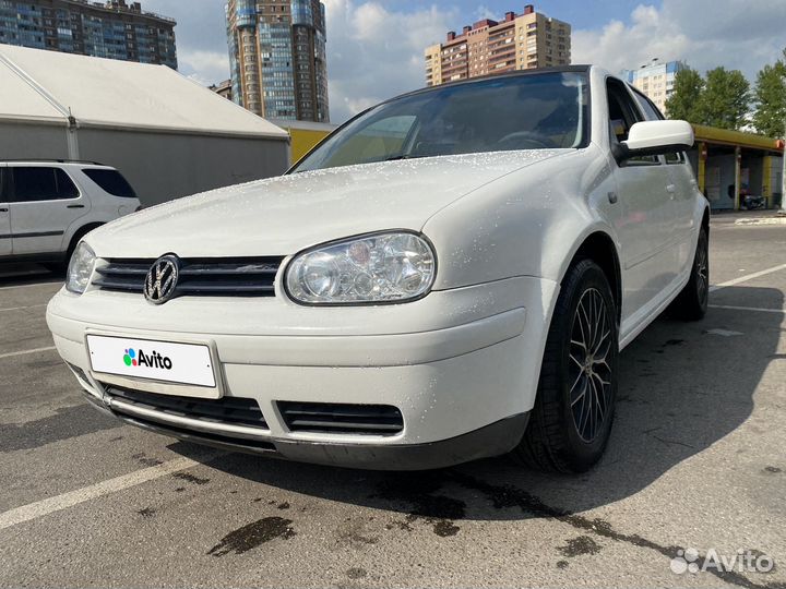 Volkswagen Golf 1.6 МТ, 2000, 382 000 км