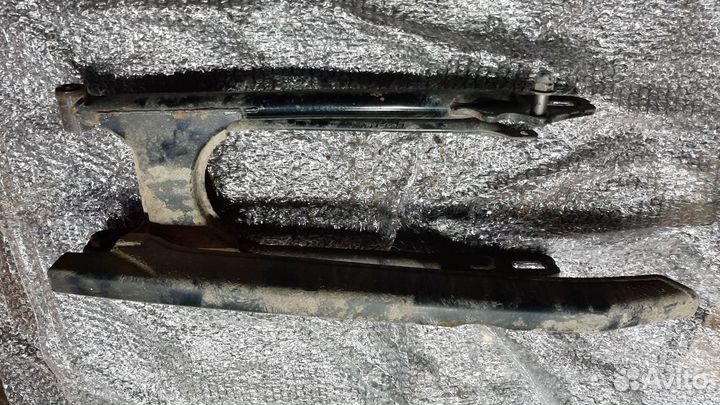 Задний рычаг в сбореYamaha YBR 125 Ямаха юбр 2013