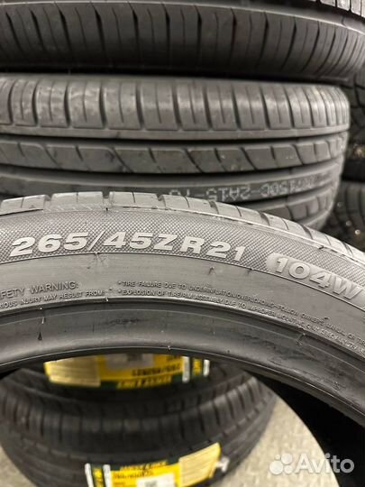 Westlake SA37 265/45 R21 104W