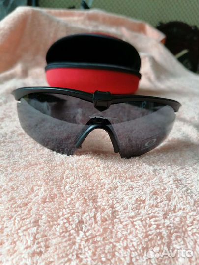 Солнцезащитные очки мужские