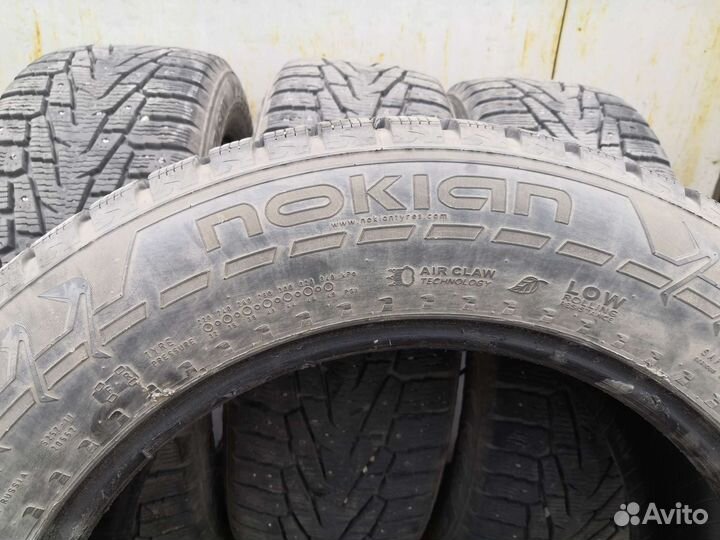 Nokian Tyres Hakkapeliitta 7 SUV 235/60 R18