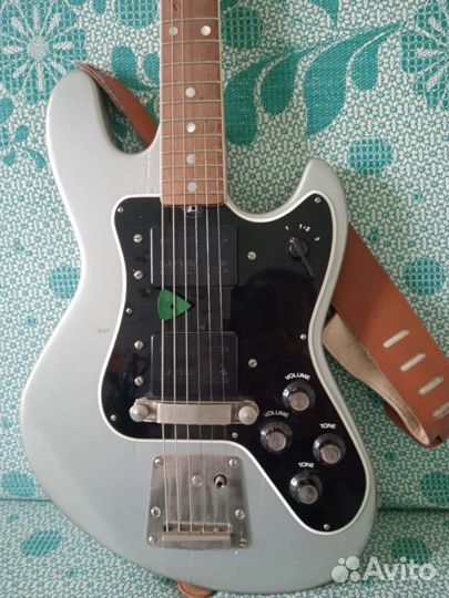 Электро гитара