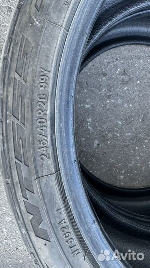 Nitto NT555 245/40 R20 и 275/35 R20 99Y