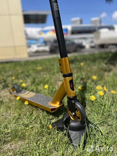 Самокат трюковой Explorer Pro 110