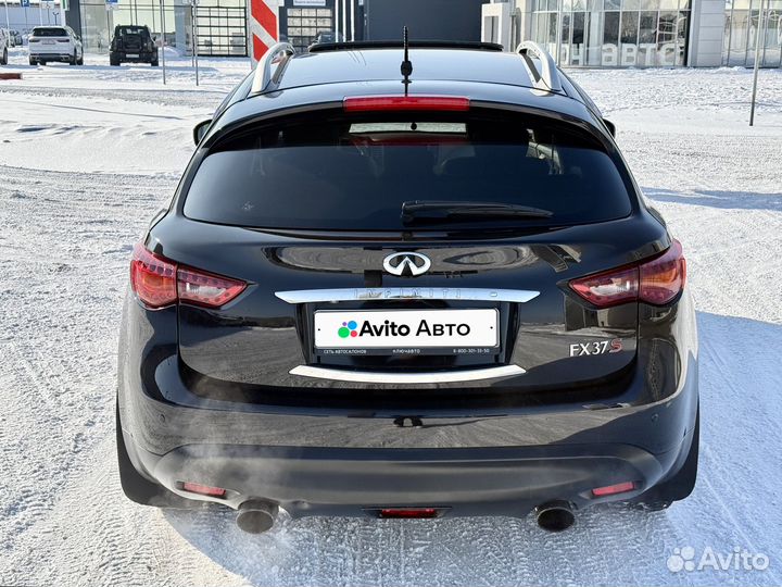 Infiniti FX37 3.7 AT, 2011, 124 900 км