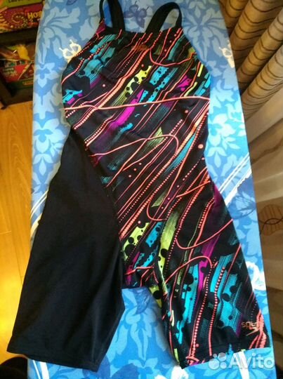 Купальник, гидрокостюм, шапочка для плавания