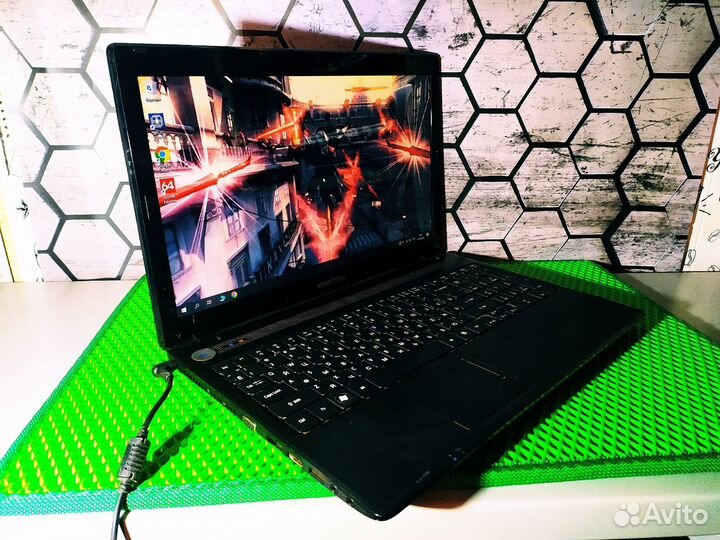 Acer Emachines E442 - 4 Ядра \ 3 Озу \ SSD