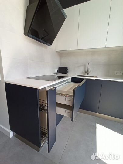 Кухонный ганитур на заказ в Москве