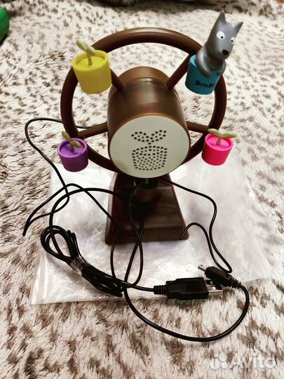 Дизайнерский радиоприемник, новый