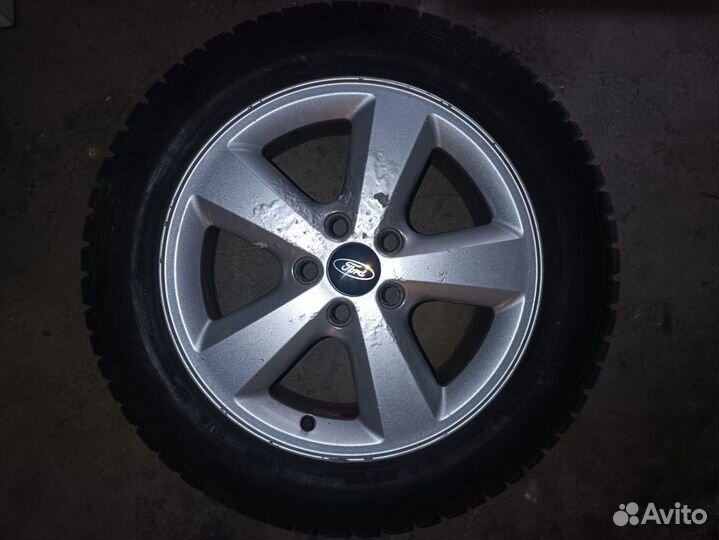 Dunlop SP Winter Ice 02 205/55 R16 94