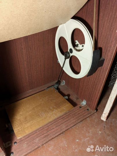 Швейная машина Чайка 143