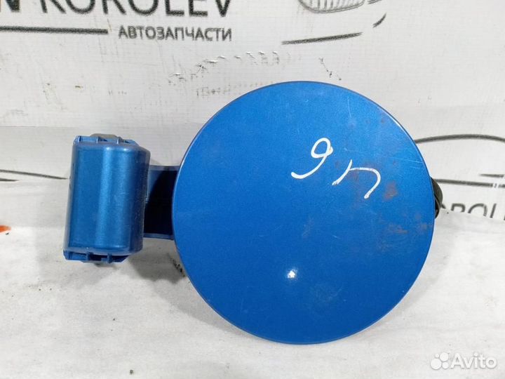 Лючок бензобака (синий) Kia Rio