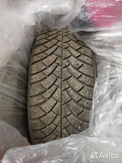 Bfgoodrich G-Force Stud 205/55 R16