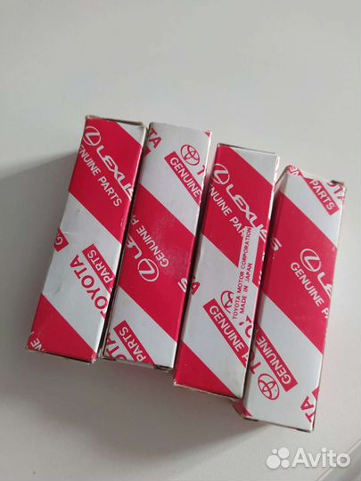 Свеча зажигания toyota (SC20HR11)