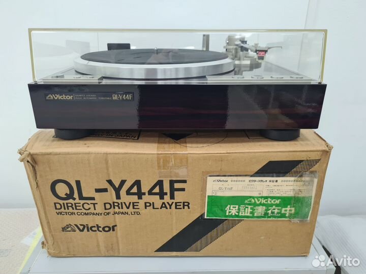 Проигрыватель винила Victor QL-Y44F