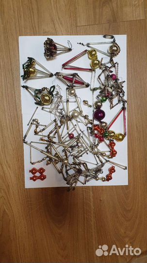 Новогодняя стеклянная гирлянда