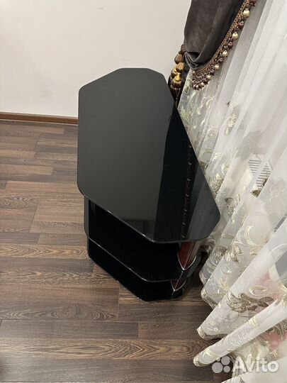 Тумба под телевизор