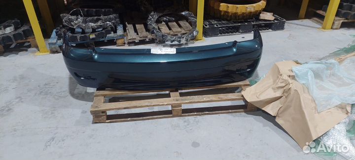 Бампер задний LADA Priora хетчбек в цвет (робин гу