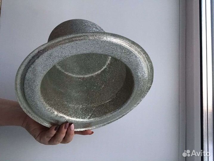 Две Шляпы праздничные