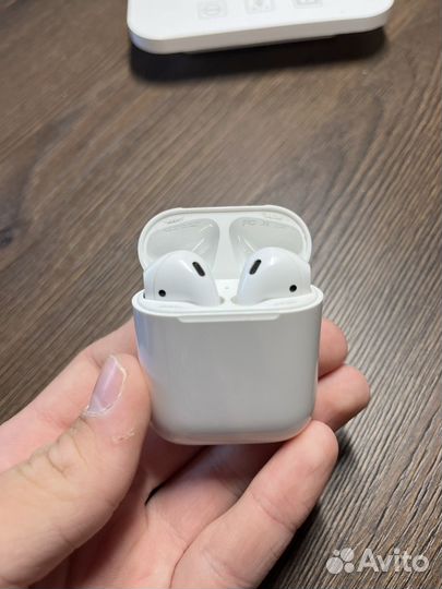 Беспроводные наушники apple airpods 2