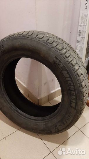 Michelin X-Ice North 4 SUV 235/65 R18 110T
