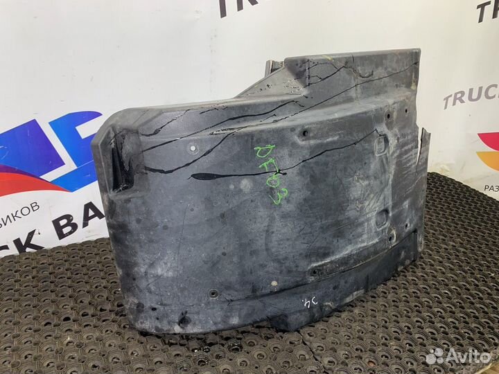 Крыло переднее левое задняя часть