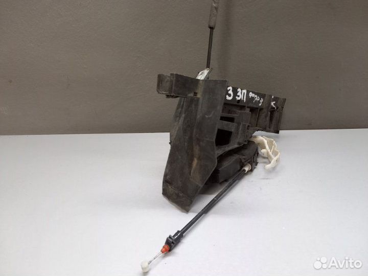 Замок двери задний правый Ford Focus 3 хэтчбек