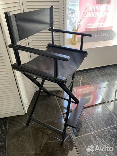 Складной стул визажиста