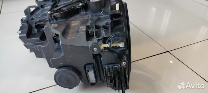 Skoda Rapid 2 фара левая LED